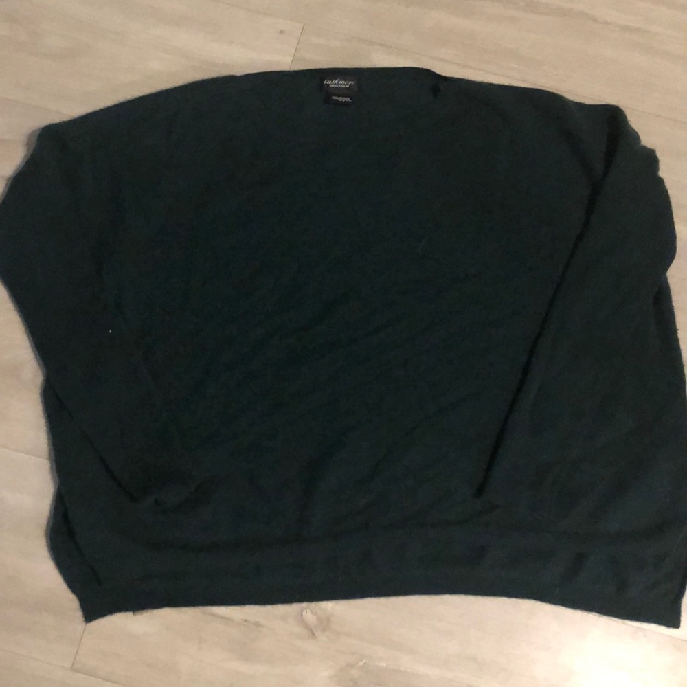 Cashmere Forest Green Lord and Taylor Boxy Sweater